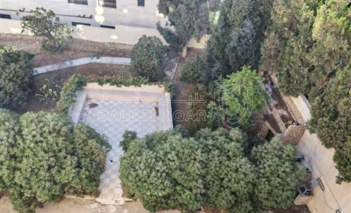 أرض في افخم منطقة في الشميساني خلف الشارع الرئيسي الحدائق - 499,000 دأ - صورة 1