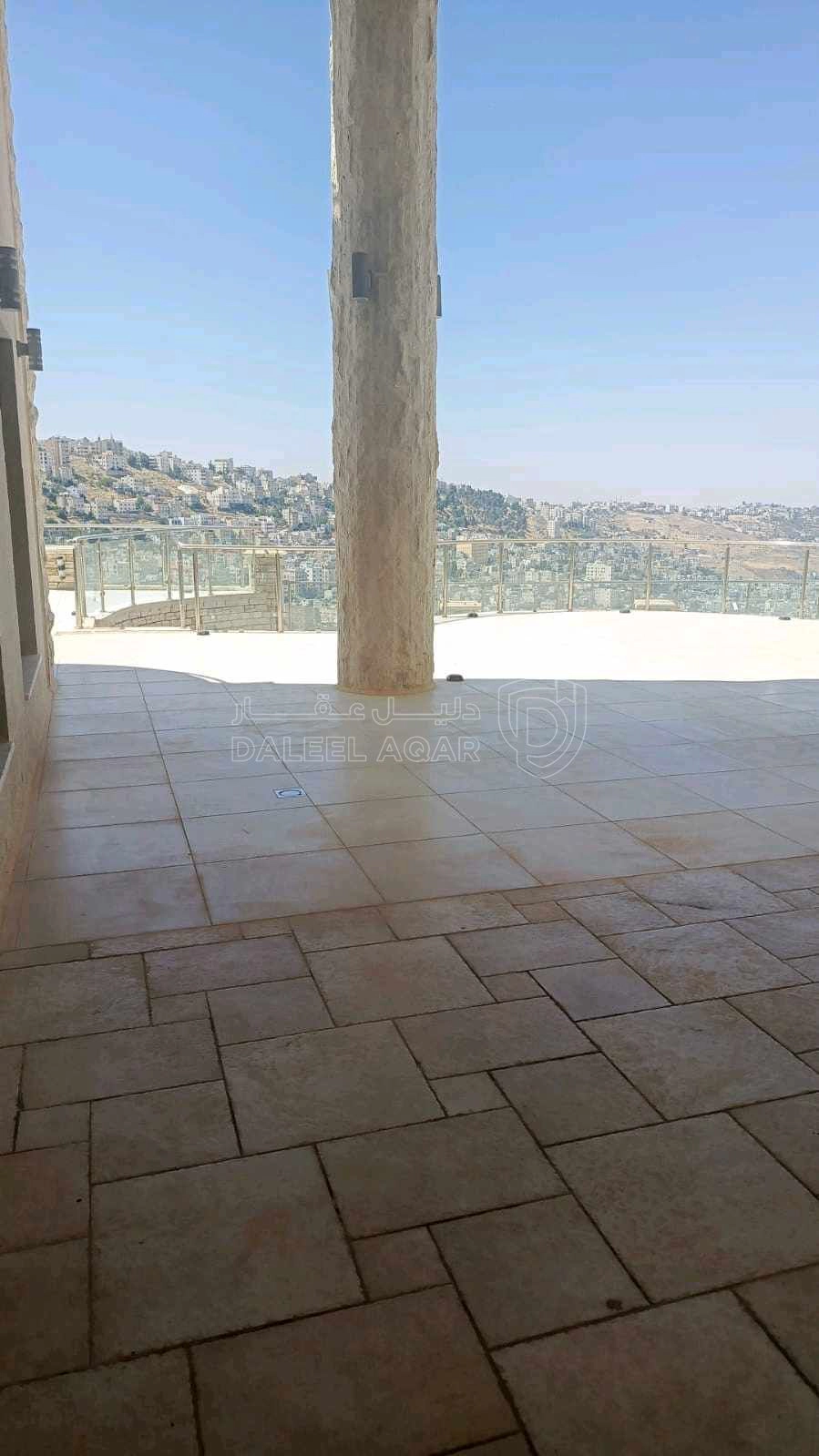 فيلا/منزل في عمان الغربية الكرسي  - 1,200,000 دأ - صورة 1