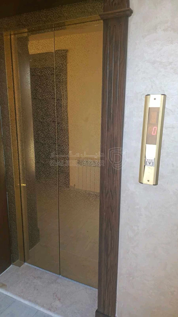 فيلا/منزل في عمان الغربية الكرسي  - 1,200,000 دأ - صورة 1