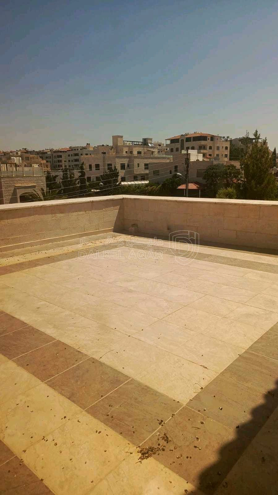 فيلا/منزل في عمان الغربية الكرسي  - 1,200,000 دأ - صورة 1