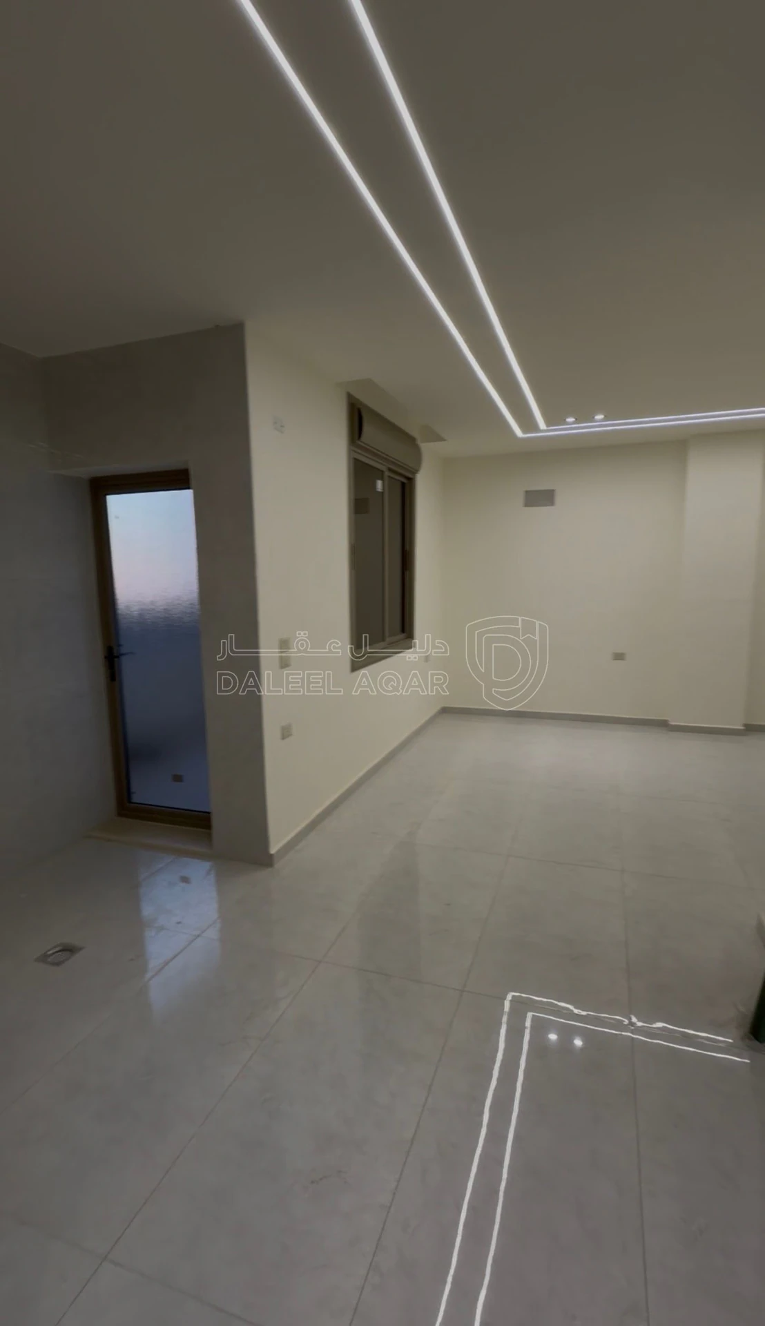 شقة في اربد - الحي الشرقي -شرق حديقة طارق - - 66,000 دأ - صورة 1