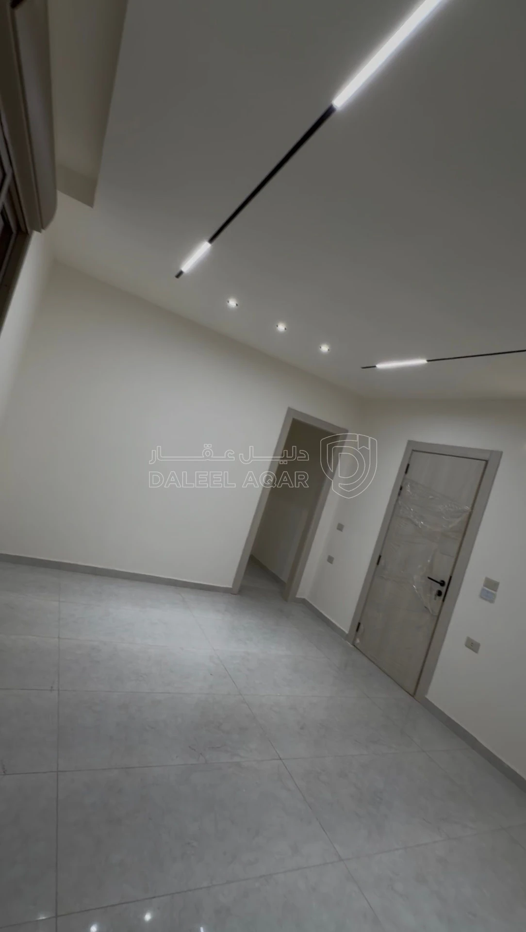 شقة في اربد - الحي الشرقي -شرق حديقة طارق - - 66,000 دأ - صورة 1