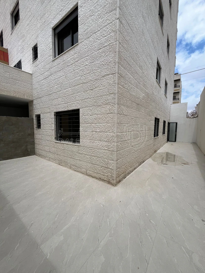 شقة في تسوية للبيع في البنيات ب 54 الف مساحة 100 متر - 54,000 دأ - صورة 1