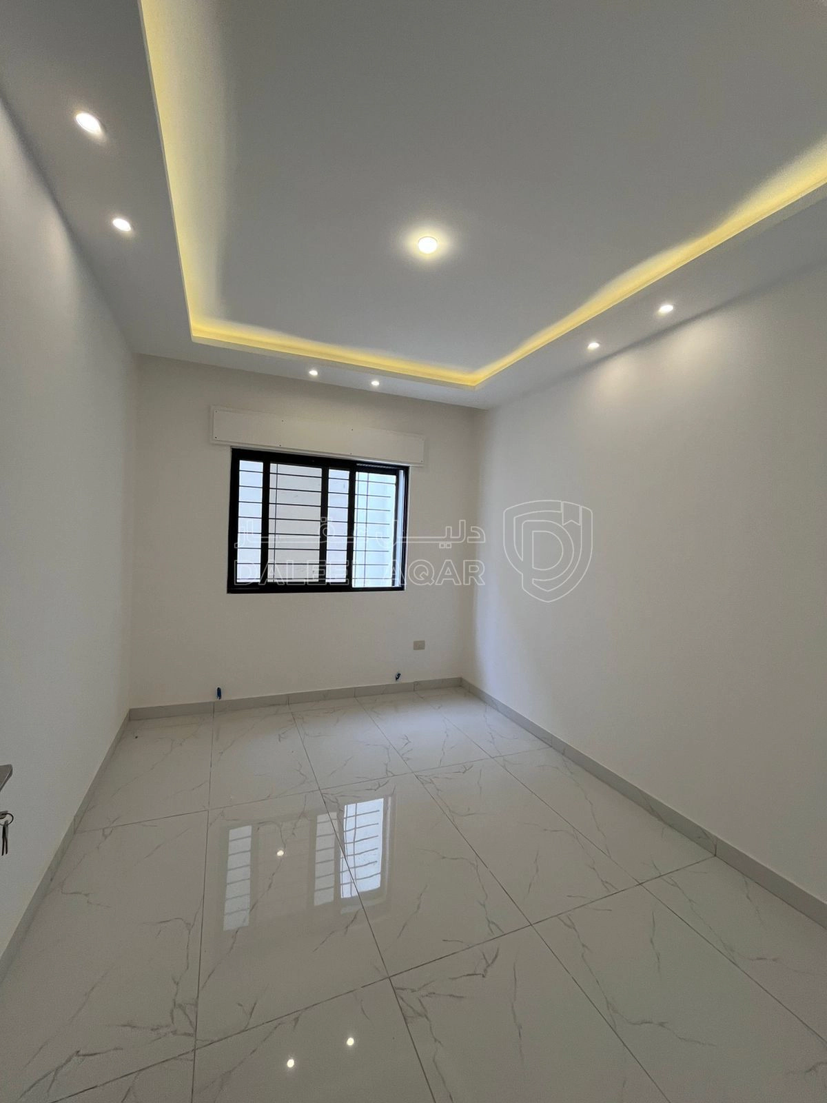 شقة في تسوية للبيع في البنيات ب 54 الف مساحة 100 متر - 54,000 دأ - صورة 1