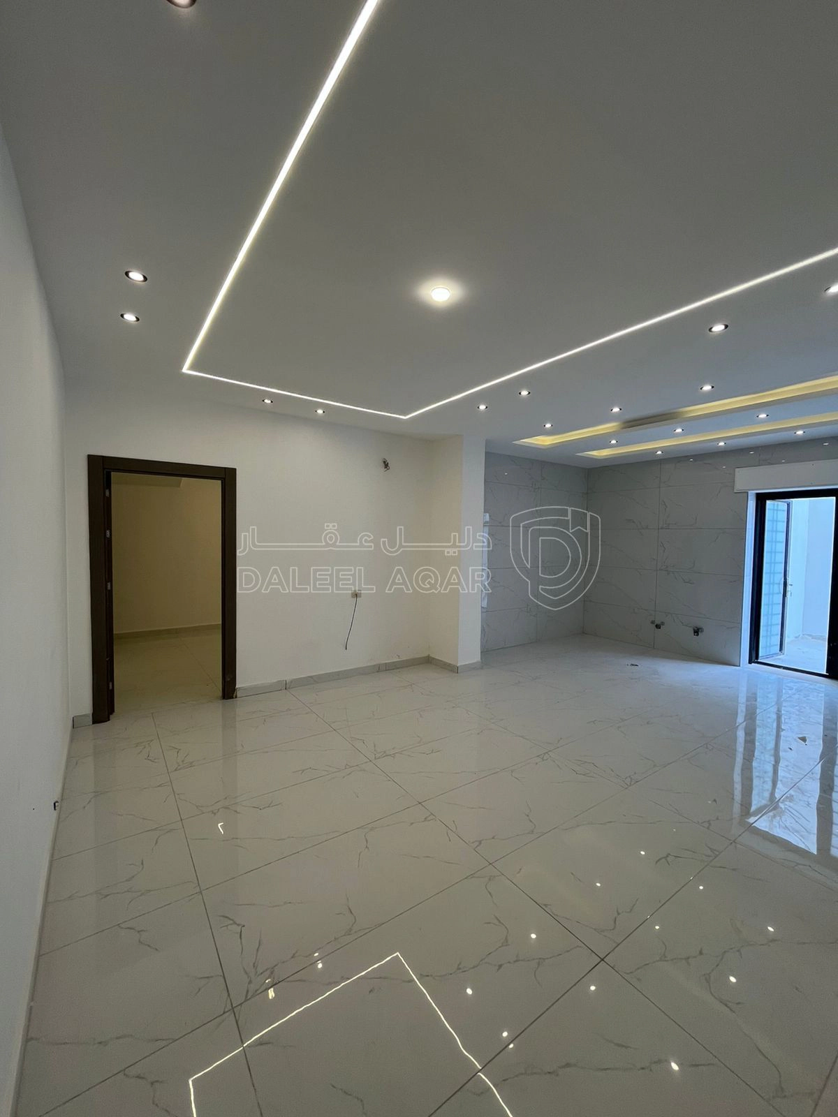 شقة في تسوية للبيع في البنيات ب 54 الف مساحة 100 متر - 54,000 دأ - صورة 1