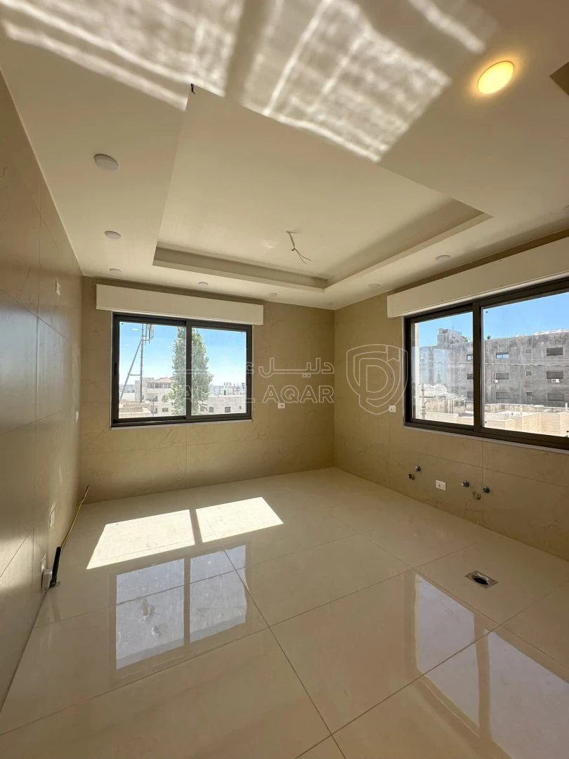 شقة في خلدا - بالقرب من مطعم ورد - 115,000 دأ - صورة 1