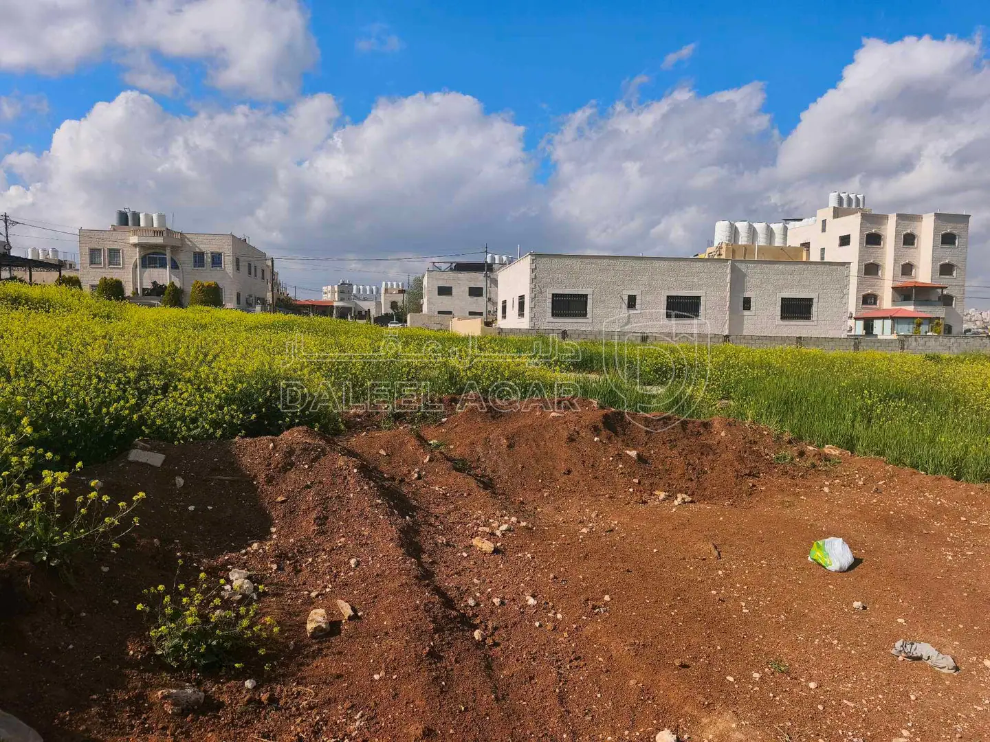 أرض في الجويدة - 66,000 دأ - صورة 1