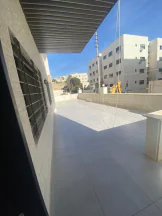 شقة في شقة ارضية في ضاحية الامير علي تشطيب فخم  - 73,000 دأ - صورة NaN