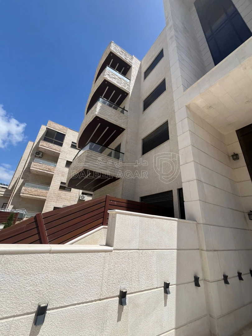 شقة في لقطة  ب 94 الف في مرج الحمام طابق اول  - 94,000 دأ - صورة 1