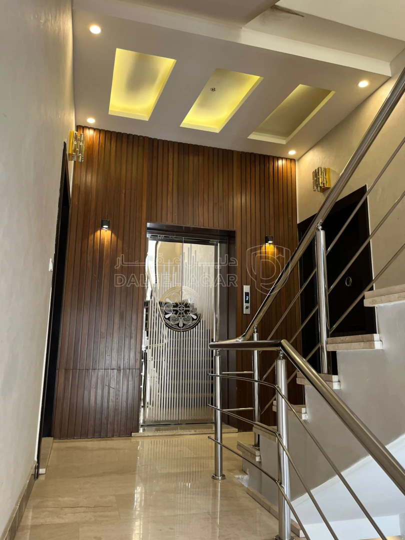 شقة في لقطة  ب 94 الف في مرج الحمام طابق اول  - 94,000 دأ - صورة 1