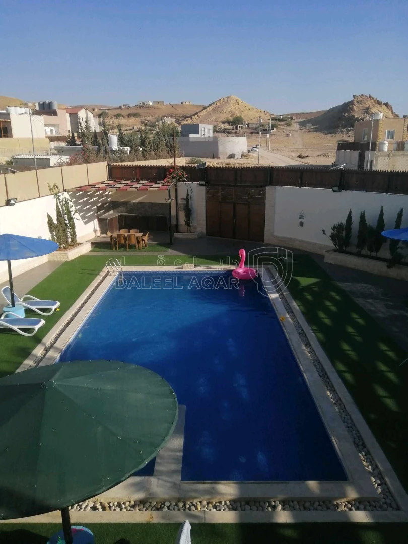 مزرعة/شاليه في شاليه وفيلا ريزا للبيع - 160,000 دأ - صورة 1