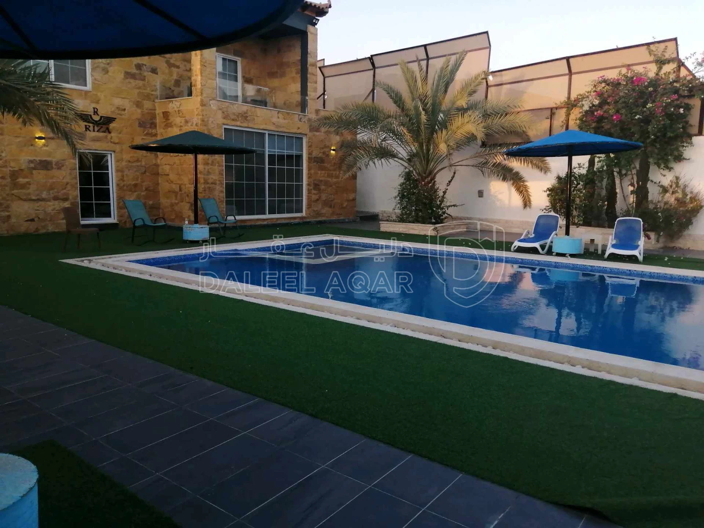 مزرعة/شاليه في شاليه وفيلا ريزا للبيع - 160,000 دأ - صورة 1