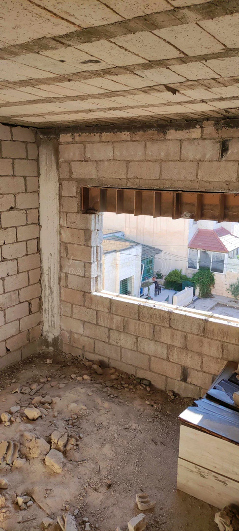 مبنى في إربد /الحي الجنوبي /ضاحية الحسين  - 135,000 دأ - صورة 1