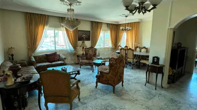شقة - عمان الدوار السابع مقابل مطعم كرسيبي تشكن  - 95000 دأ