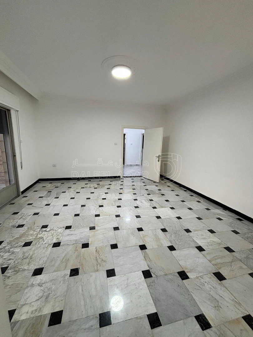 مبنى في عمارة للبيع في الشميساني  - 750,000 دأ - صورة 1