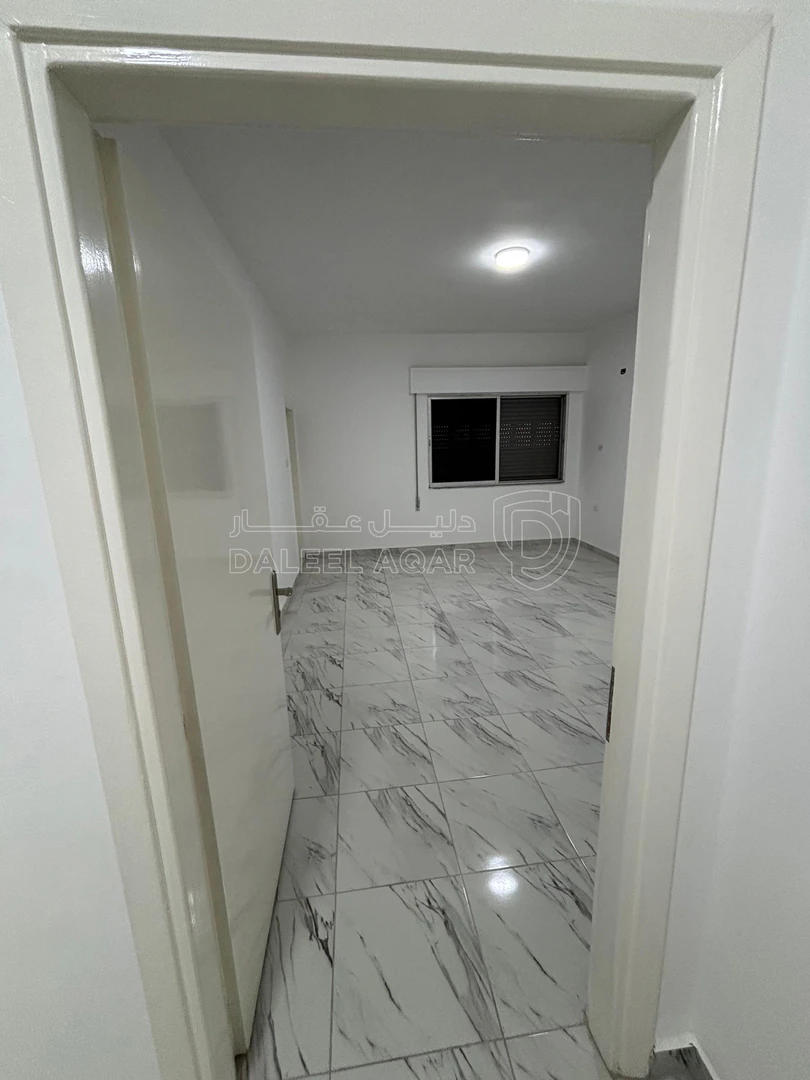 مبنى في عمارة للبيع في الشميساني  - 750,000 دأ - صورة 1