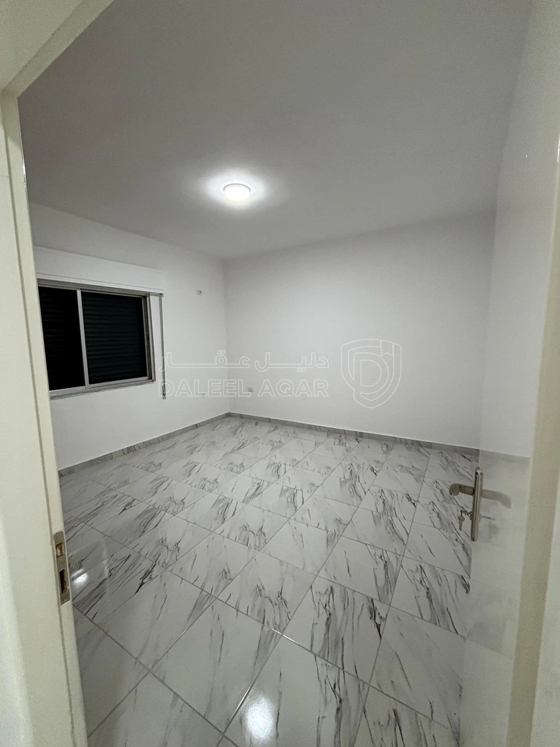 مبنى في عمارة للبيع في الشميساني  - 750,000 دأ - صورة 1