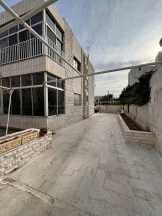 مبنى في عمارة للبيع في الشميساني  - 590,000 دأ - صورة NaN