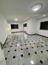 مبنى في عمارة للبيع في الشميساني  - 590,000 دأ - صورة NaN