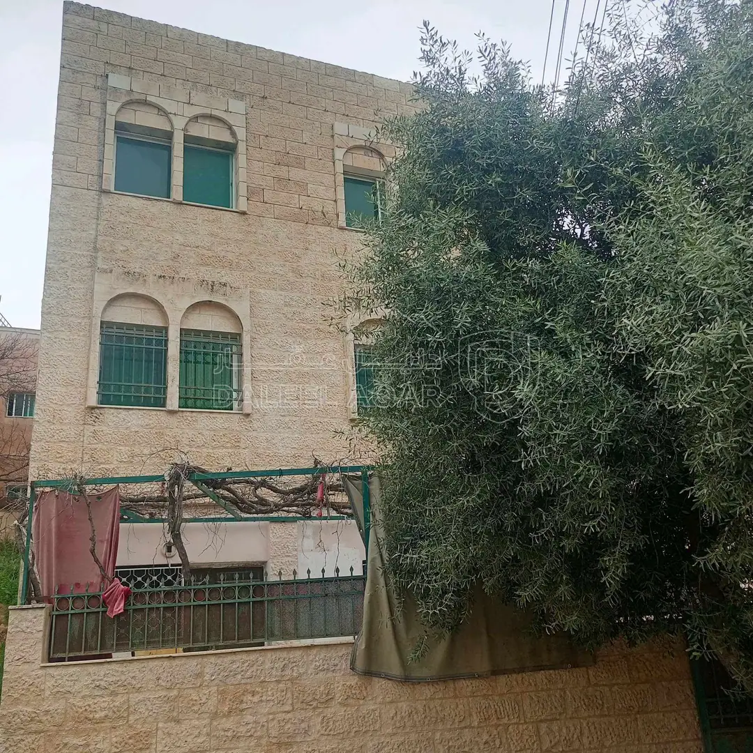 مبنى في عمان خريبة السوق العلكومية  - 70,000 دأ - صورة 1