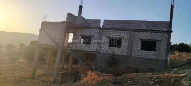 فيلا/منزل في الزرقاء -القنيه مقابل شارع الزرقاء -جرش-اربد  - 58,000 دأ - صورة NaN