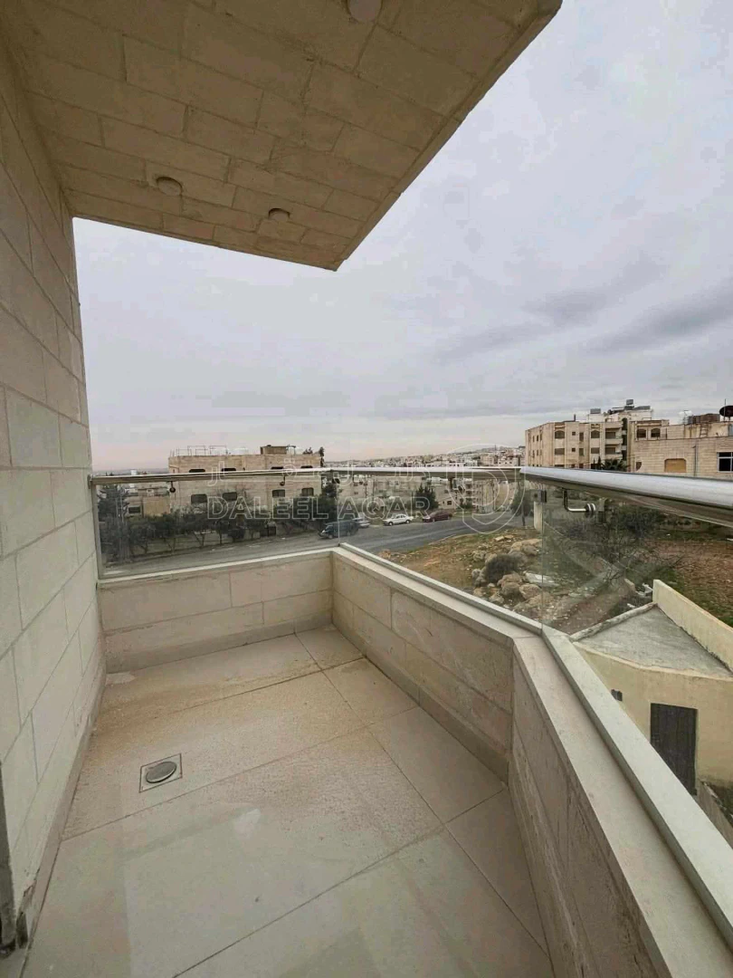 شقة في قرب دوار البحريه - 82,000 دأ - صورة 1
