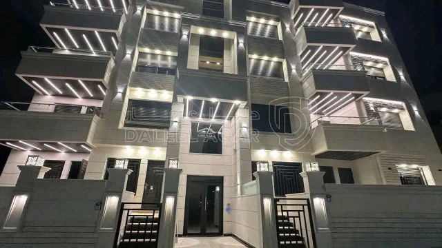 شقة - قرب دوار البحريه - 82000 دأ