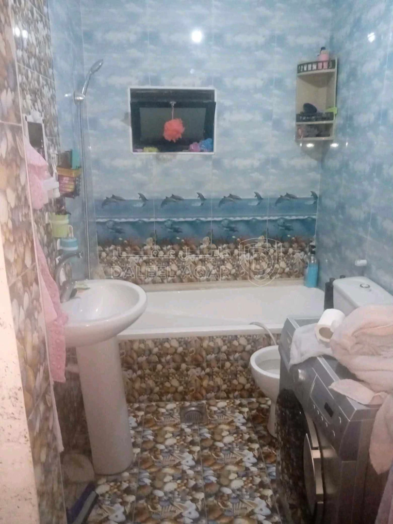 شقة في جبل الزهور دخله الحديقه المروريه  - 33,000 دأ - صورة 1