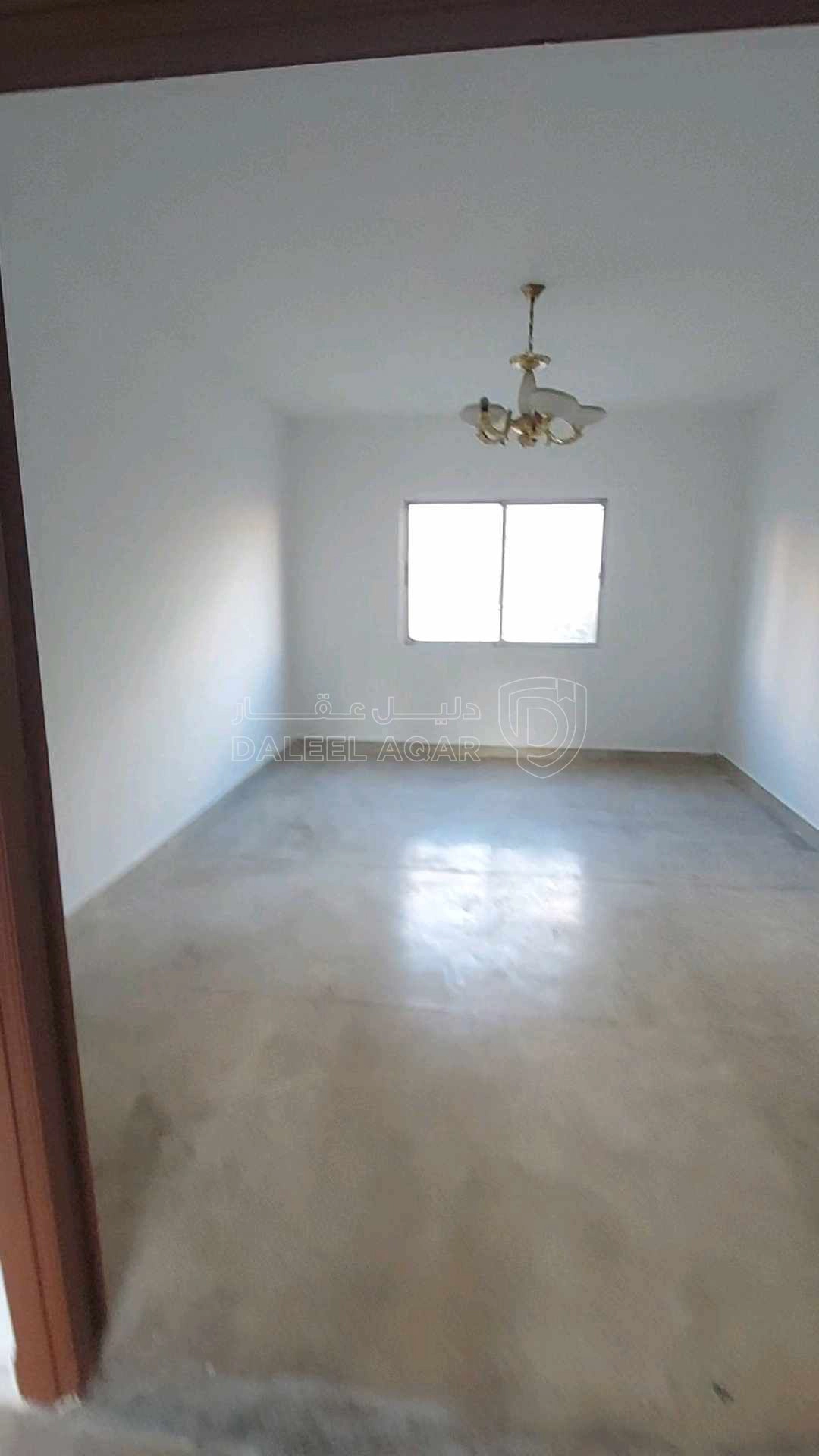 شقة في  الزرقاء الجديدة/إسكان المعلمين  - 23,000 دأ - صورة 1