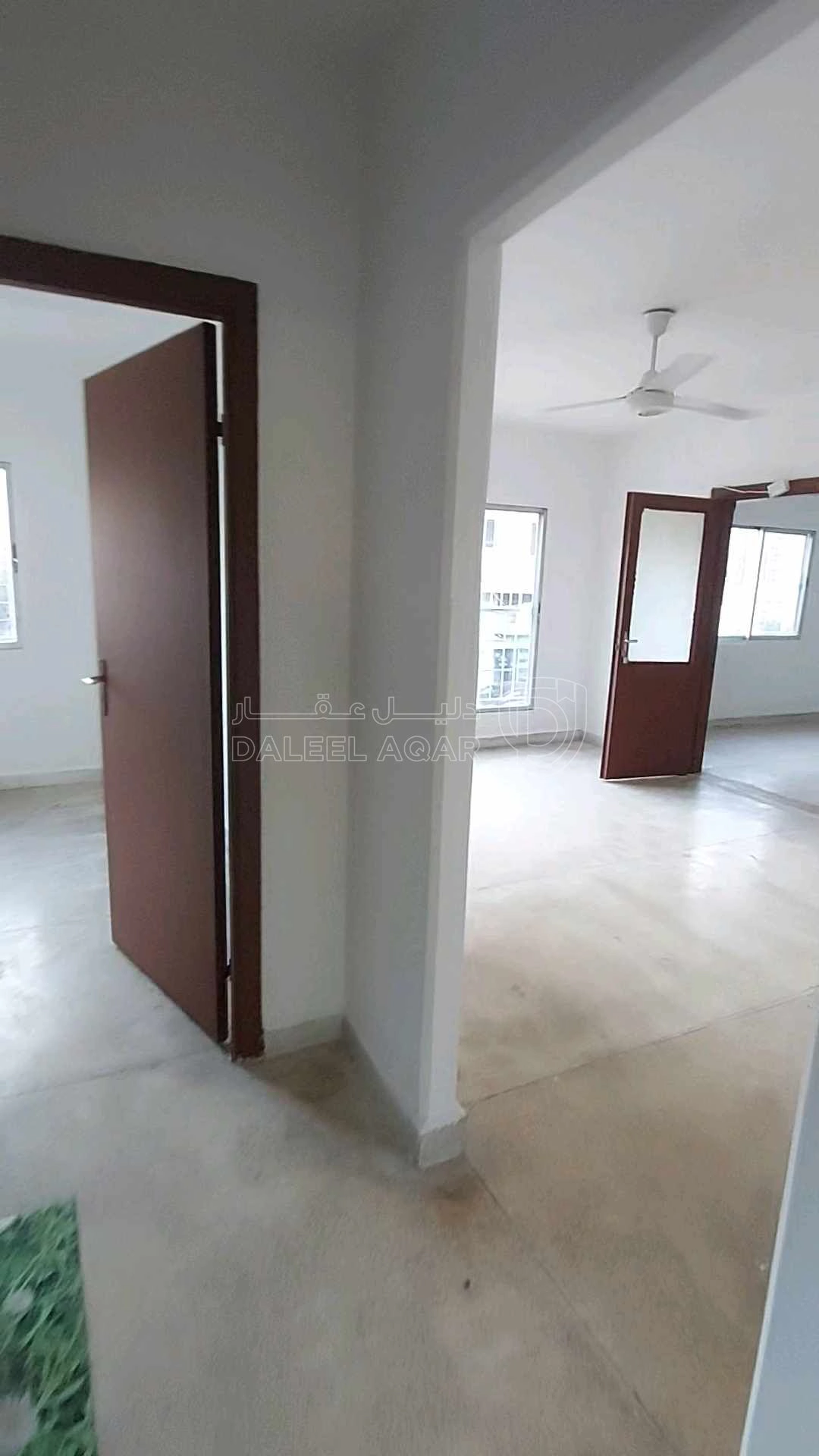 شقة في  الزرقاء الجديدة/إسكان المعلمين  - 23,000 دأ - صورة 1