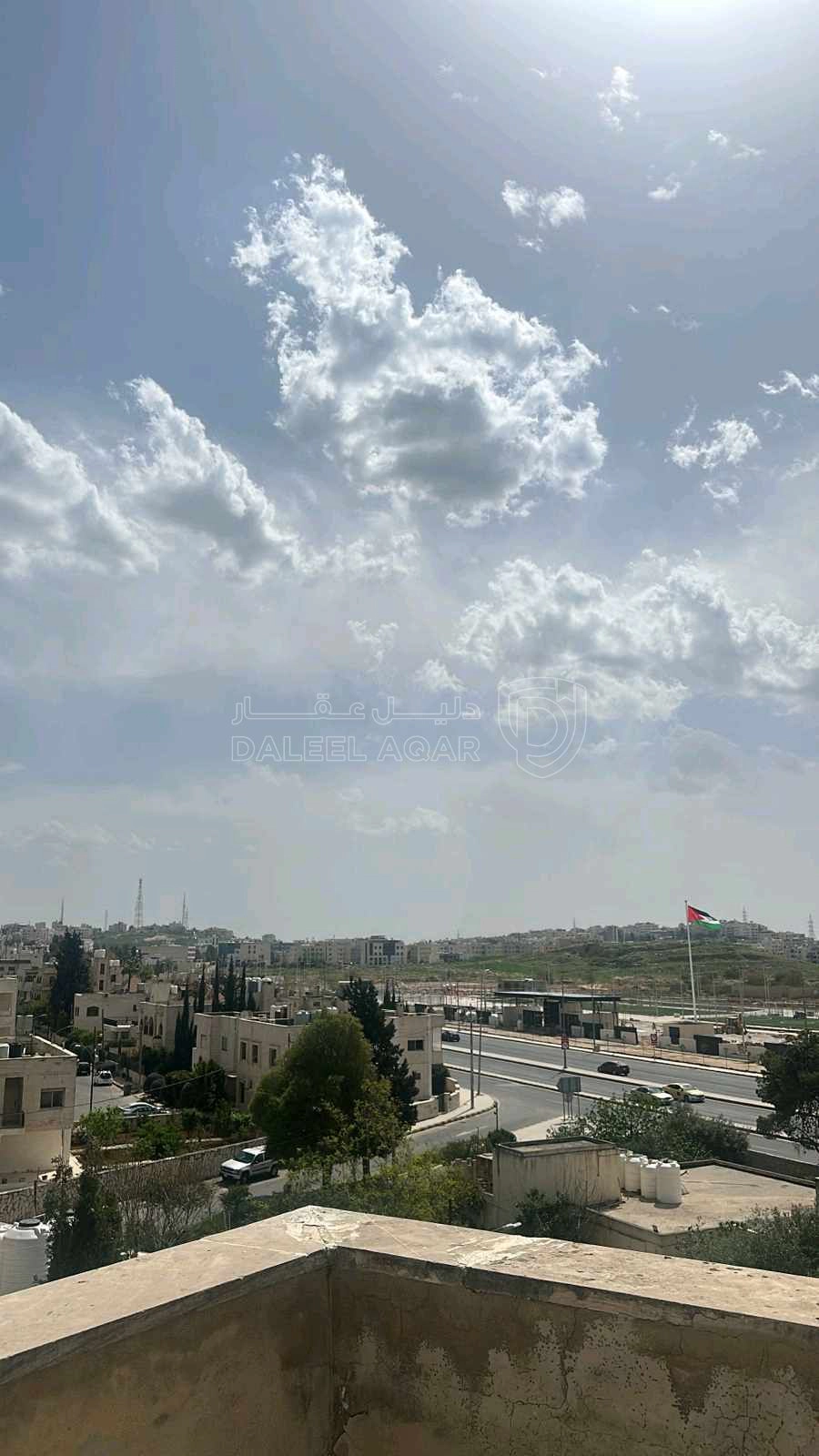 مبنى في عمان ، مرج الحمام ، إسكان الضباط  - 580,000 دأ - صورة 1