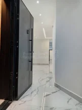 شقة - البنيات - مقابل مجمع دعنا - قريب من مدارس الحصاد - 85000 دأ