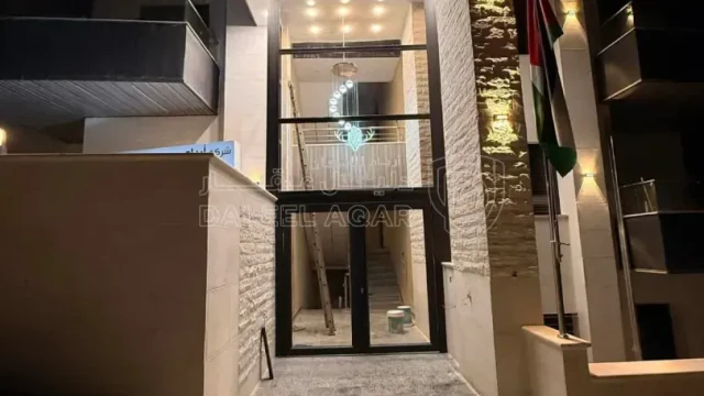 شقة - عمان - ابو السوس  - 65000 دأ