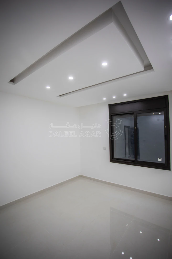 شقة في ابو علندا ضاحيه الفاروق - 54,000 دأ - صورة 1