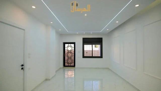 شقة - اربد - الضاحية - بجانب حديقة الاستقلال - 60000 دأ