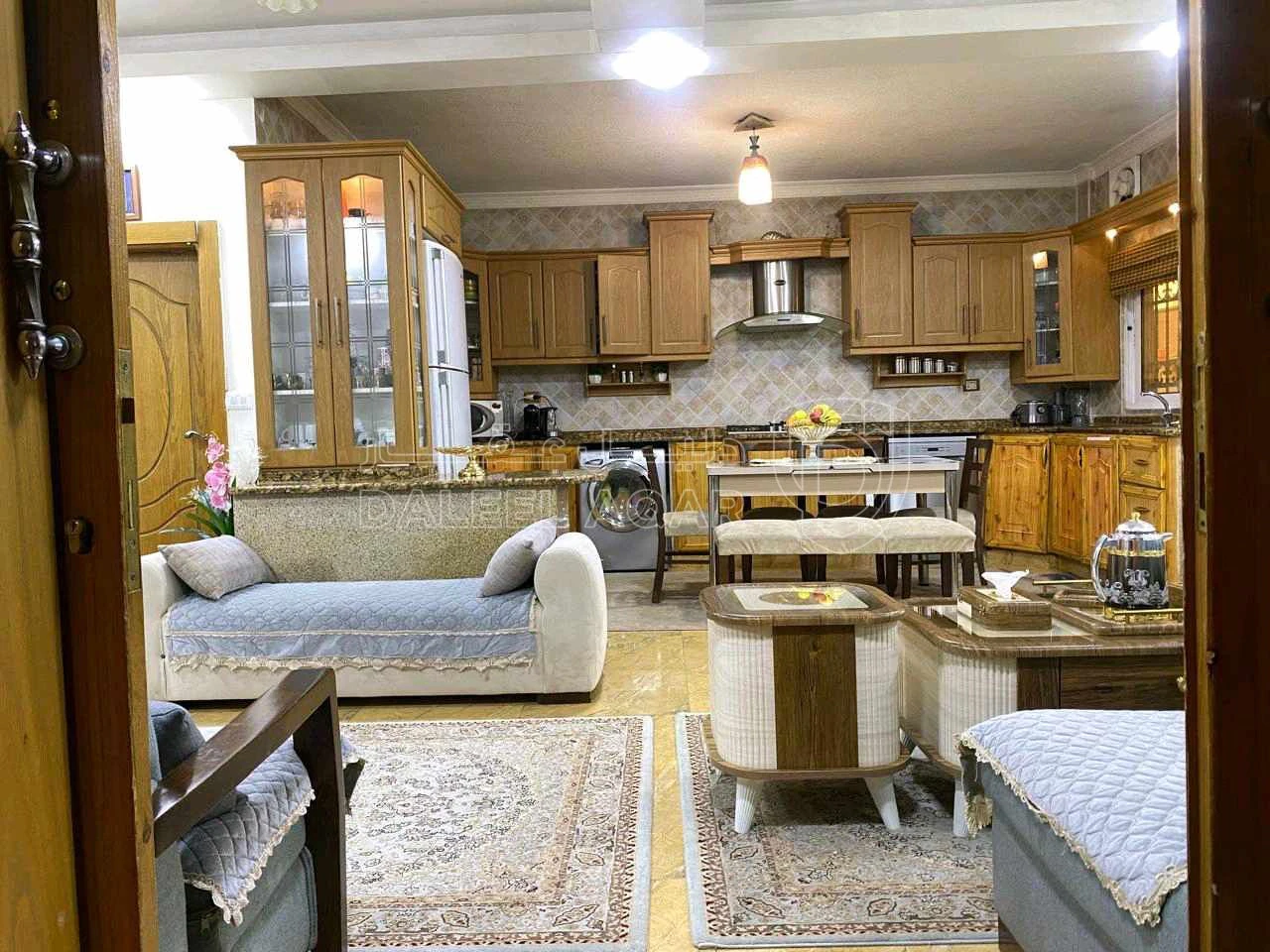 فيلا/منزل في الزرقاء جريبا مسجد ابو بكر الصديق - 130,000 دأ - صورة 1