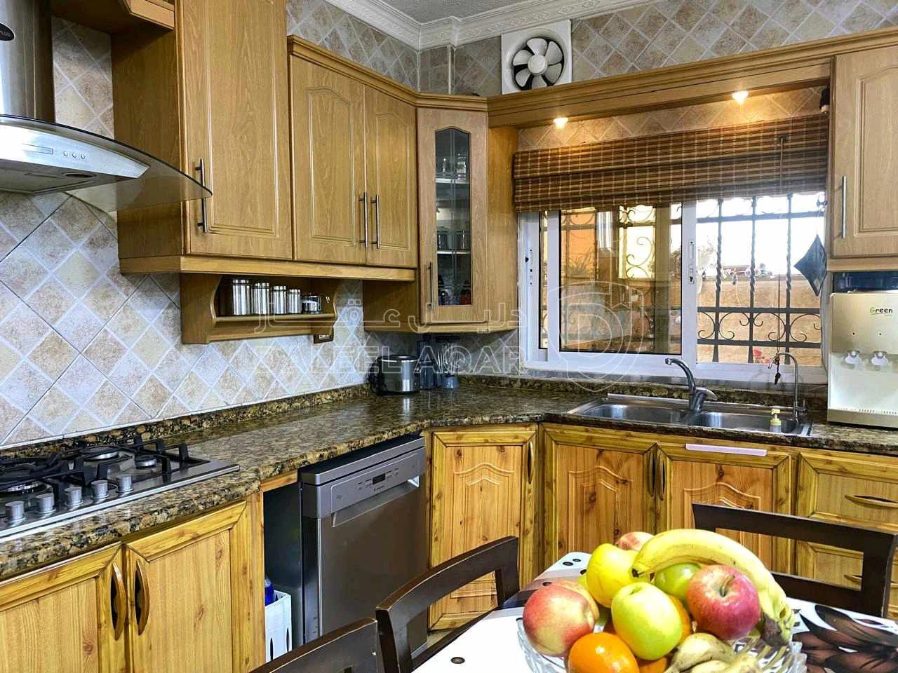 فيلا/منزل في الزرقاء جريبا مسجد ابو بكر الصديق - 130,000 دأ - صورة 1