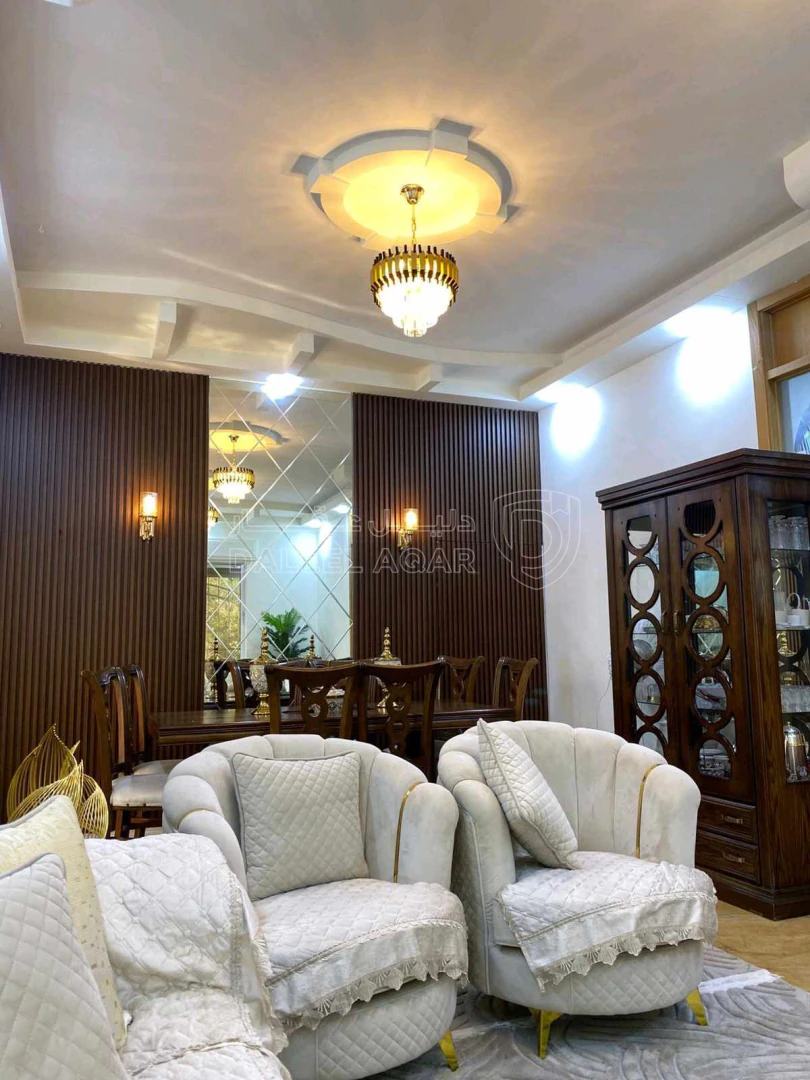 فيلا/منزل في الزرقاء جريبا مسجد ابو بكر الصديق - 130,000 دأ - صورة 1