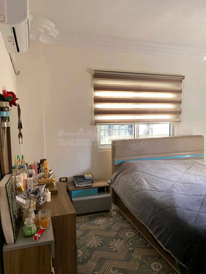 فيلا/منزل في الزرقاء جريبا مسجد ابو بكر الصديق - 130,000 دأ - صورة 1