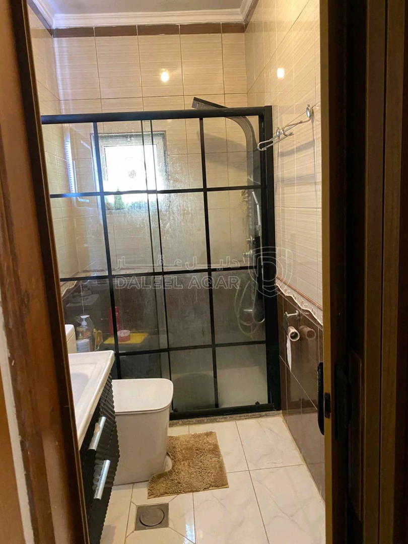 فيلا/منزل في الزرقاء جريبا مسجد ابو بكر الصديق - 130,000 دأ - صورة 1