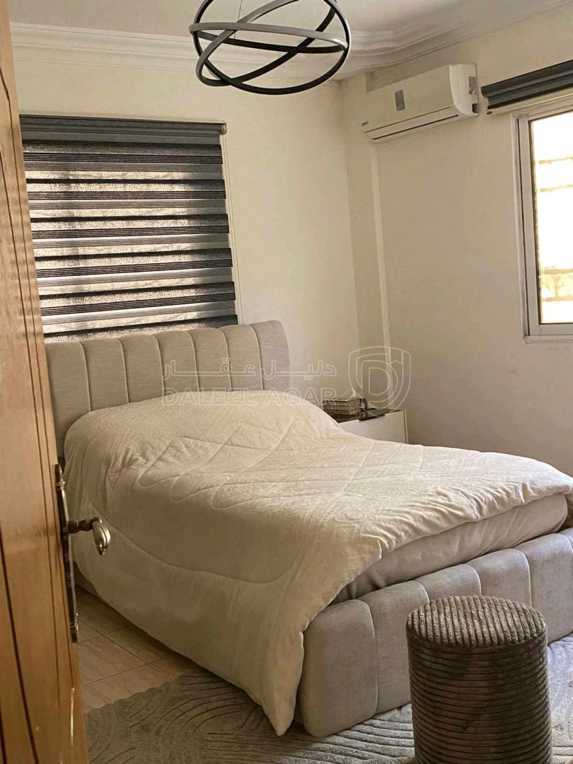 فيلا/منزل في الزرقاء جريبا مسجد ابو بكر الصديق - 130,000 دأ - صورة 1