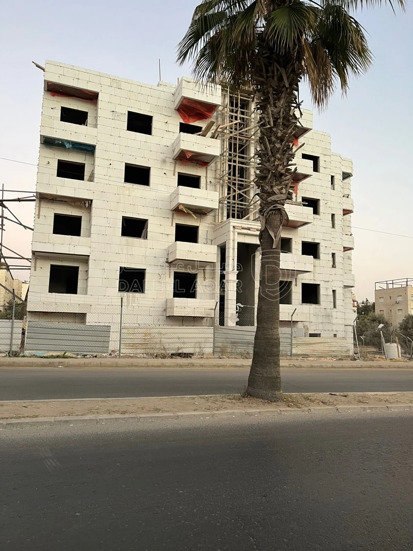 شقة في استديو في شارع الجامعة الاردنية بالاقساط من المالك - 85,000 دأ - صورة 1