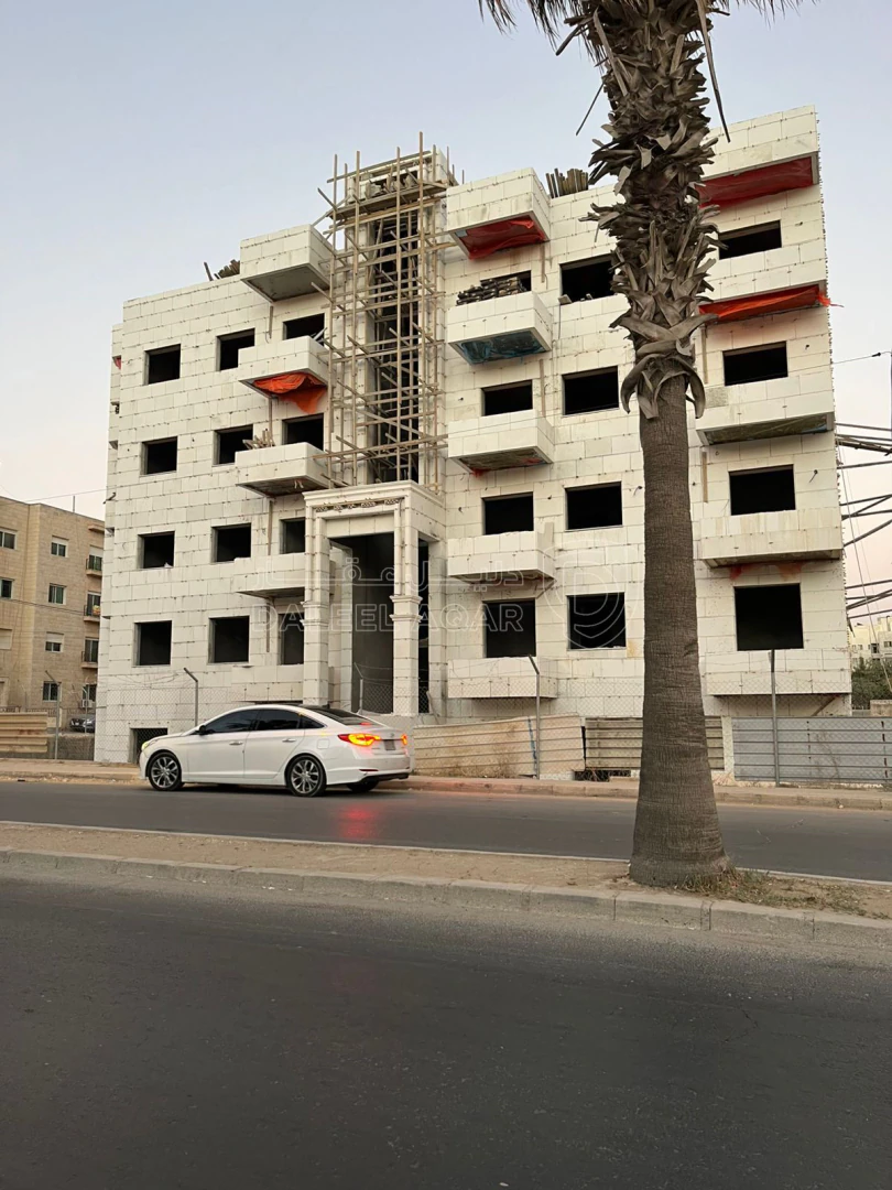 شقة في استديو في شارع الجامعة الاردنية بالاقساط من المالك - 85,000 دأ - صورة 1