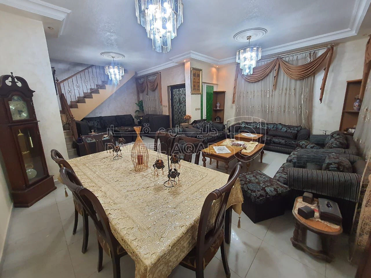 فيلا/منزل في عمارة للبيع بناء خاص تصلح للاستثمار والسكن العائلي - 340,000 دأ - صورة 1