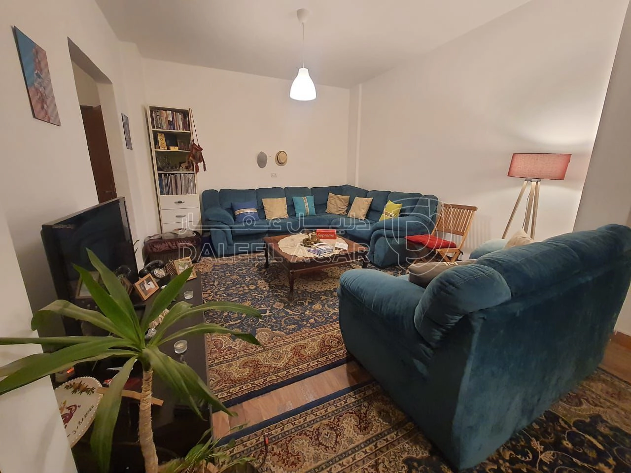 فيلا/منزل في عمارة للبيع بناء خاص تصلح للاستثمار والسكن العائلي - 340,000 دأ - صورة 1