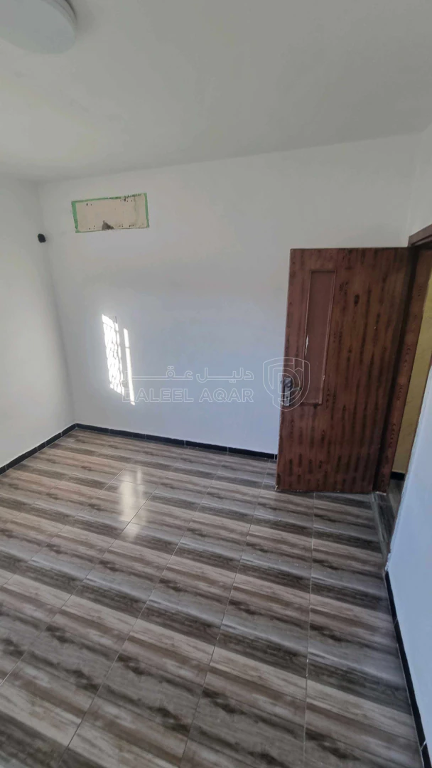 شقة في العالمية مقابل السيفوي عمارة ٣٩ طابق ٣ يسار - 35,000 دأ - صورة 18