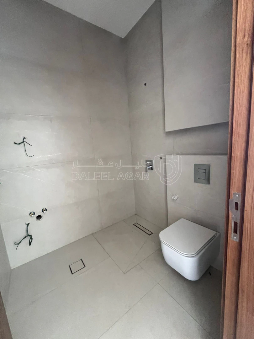 فيلا/منزل في فيلا في دابوق لقطة من المالك تشطيب ملوكي - 770,000 دأ - صورة 1