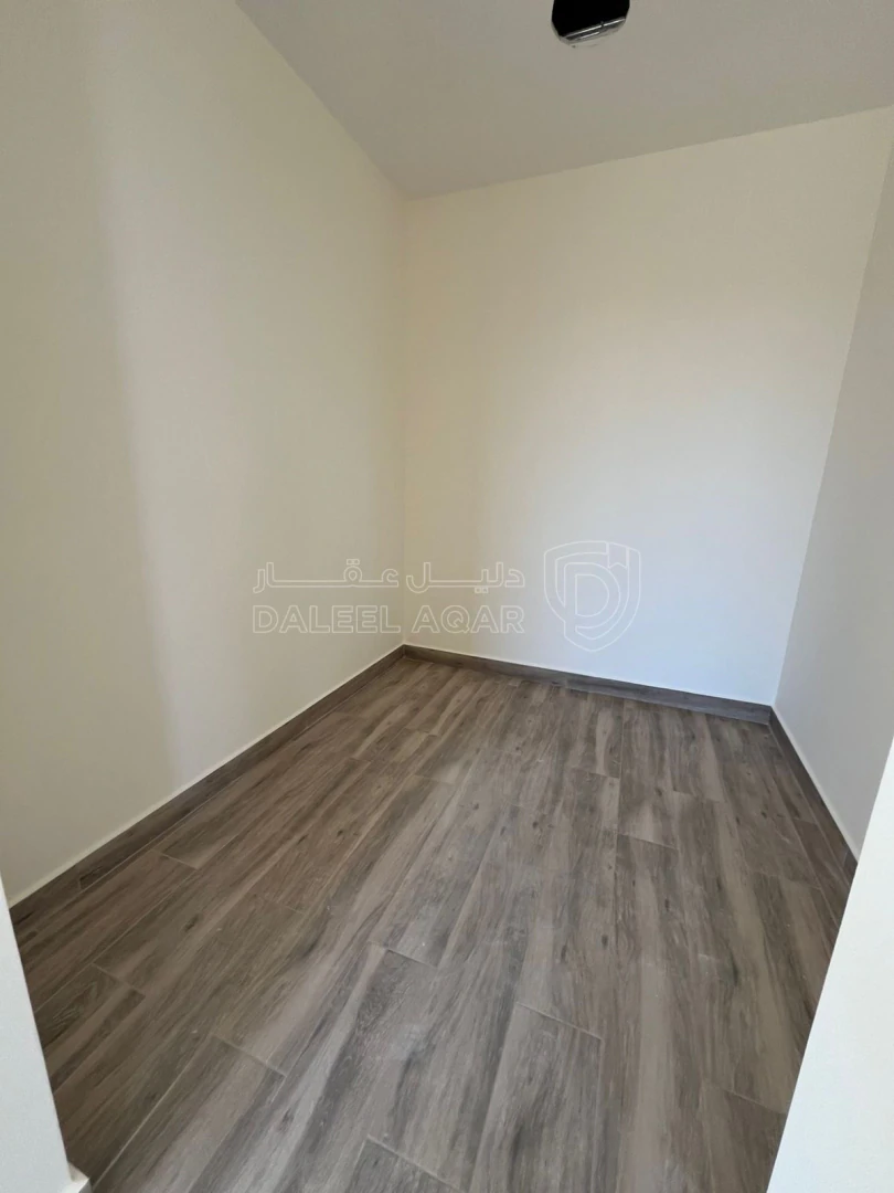 فيلا/منزل في فيلا في دابوق لقطة من المالك تشطيب ملوكي - 770,000 دأ - صورة 1