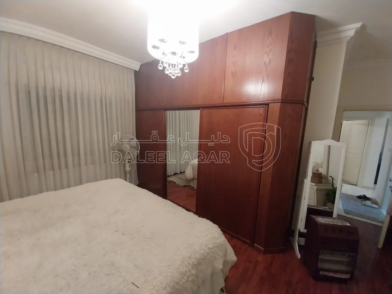 شقة في عمان - تلاع العلي - شارع الجرف - 90,000 دأ - صورة 1