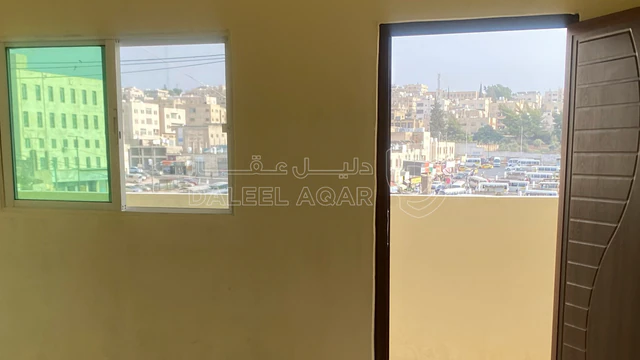 شقة - اربد حي المنارة - 19000 دأ